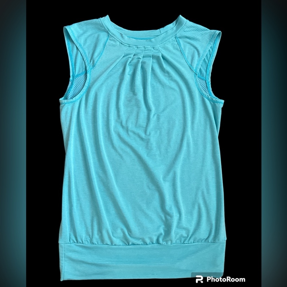EUC Lija Women’s Workout Top with slit back - Light Blue - Sz Medium